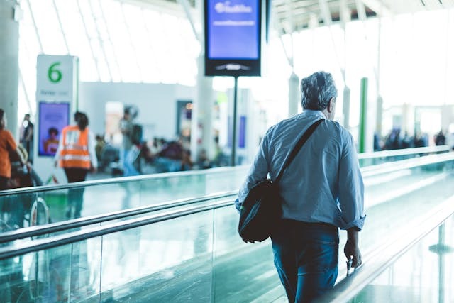 The Do’s and Don’ts of Traveling With Hearing Aids