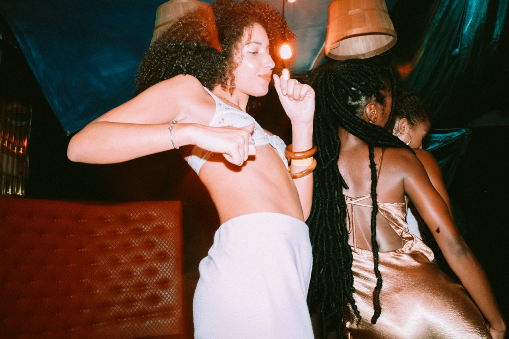 Austin's Nightlife Scene: Where Entertainment Meets Urban Wellness