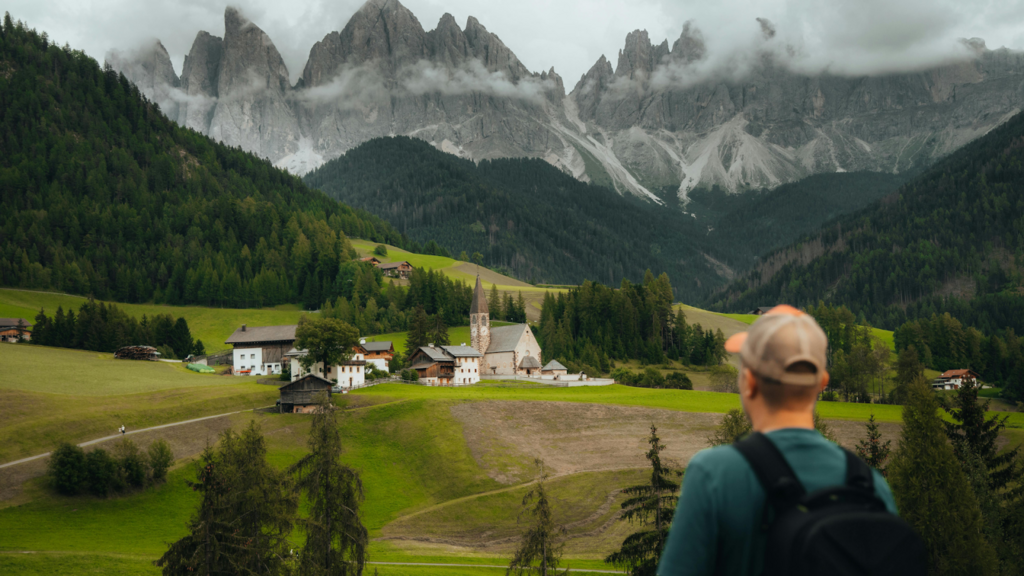 Minimalist Travel Habits That Improve Everyday Life